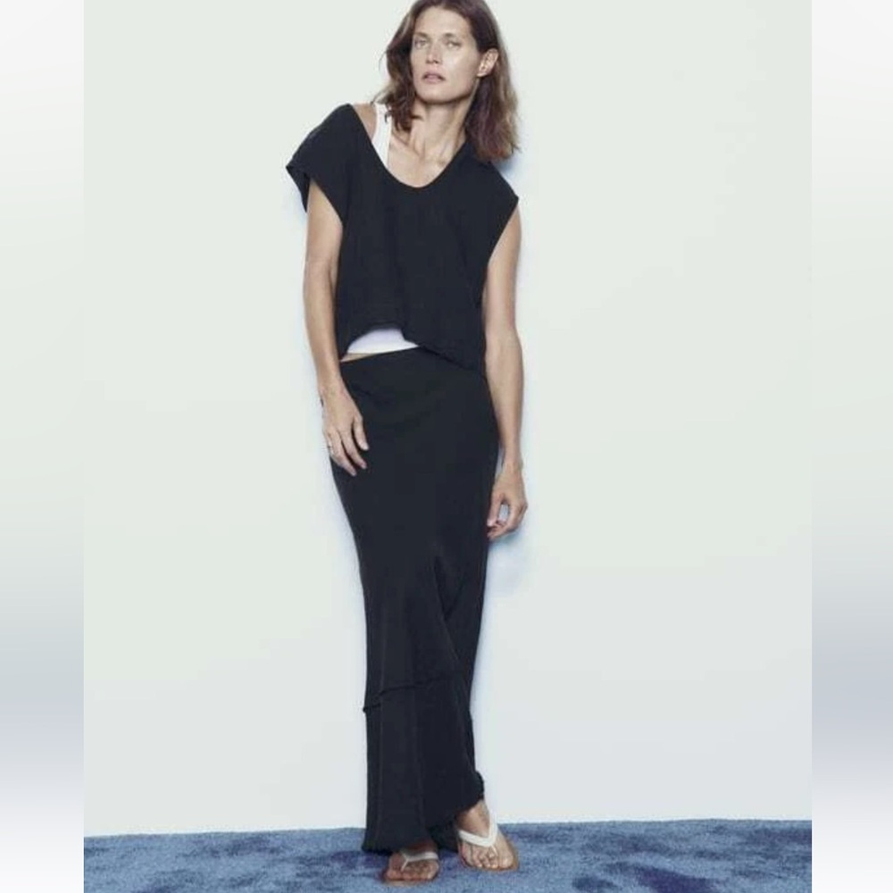 Zara Maxi Linen Raw Hem Minimalist